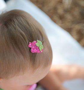 Sequin Strawberry Baby Snap Clip Set